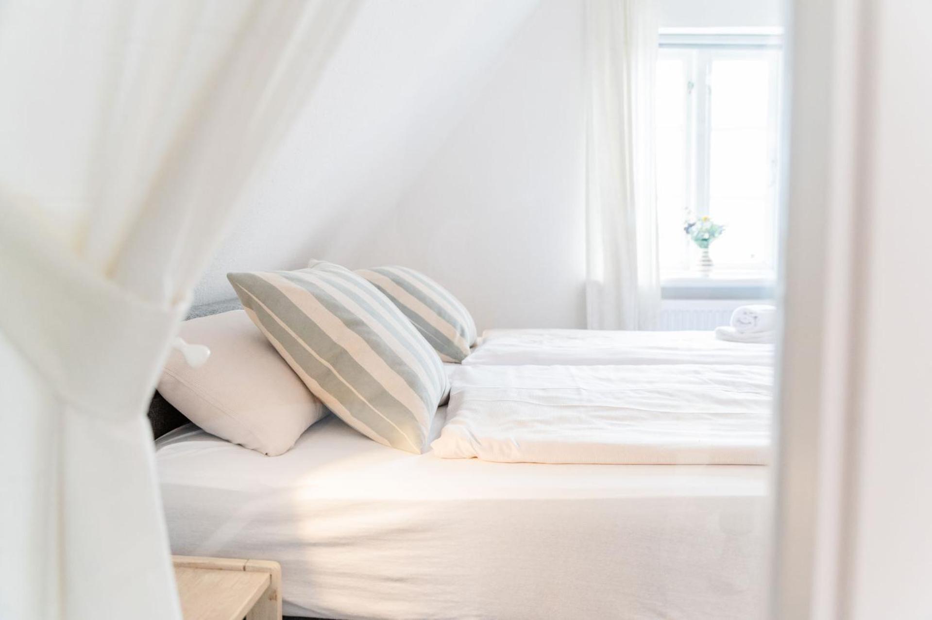 Hafenblick Ferienwohnung In Der Altstadt Mit Parkplatz เฟลนส์บวร์ก ภายนอก รูปภาพ