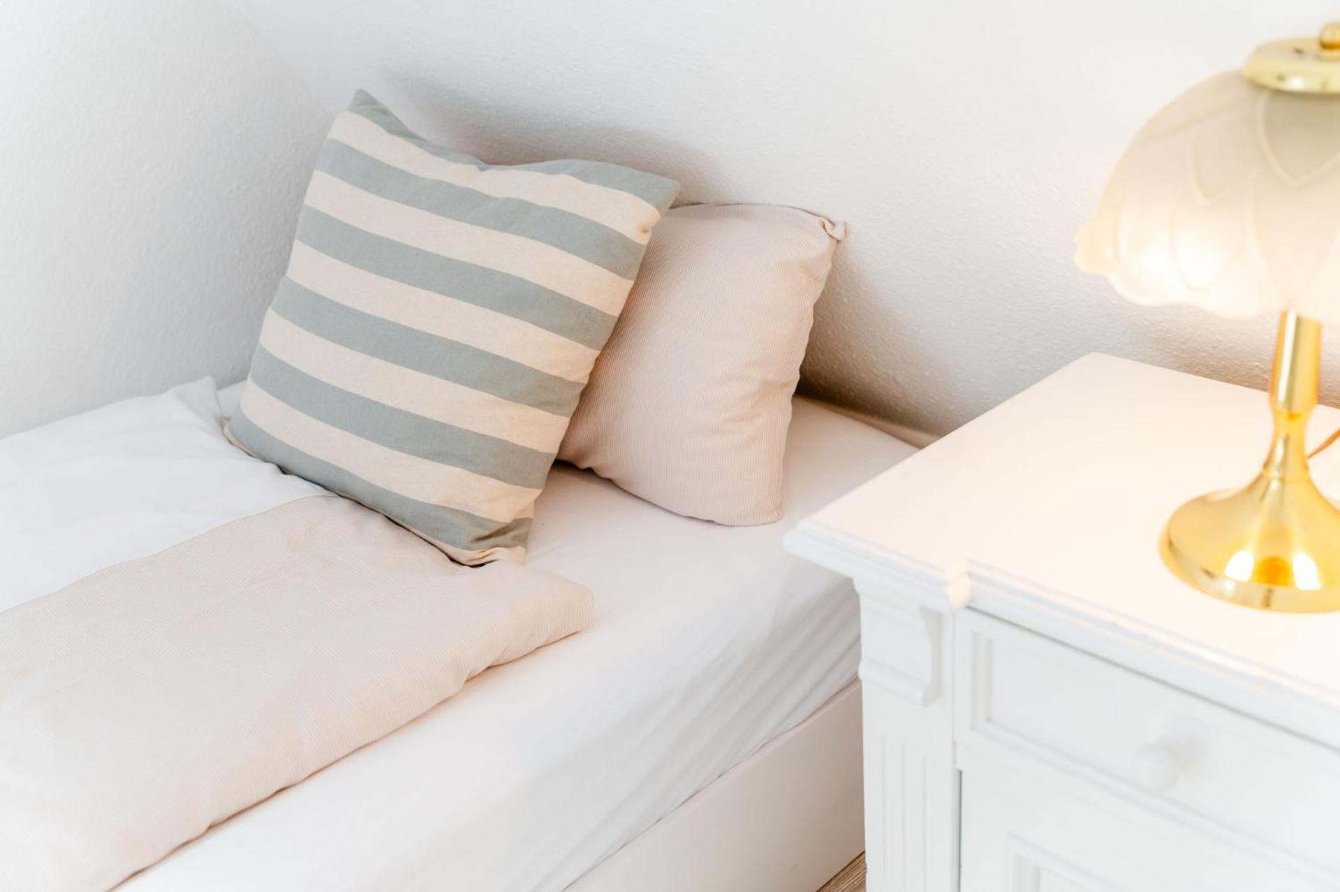 Hafenblick Ferienwohnung In Der Altstadt Mit Parkplatz เฟลนส์บวร์ก ภายนอก รูปภาพ